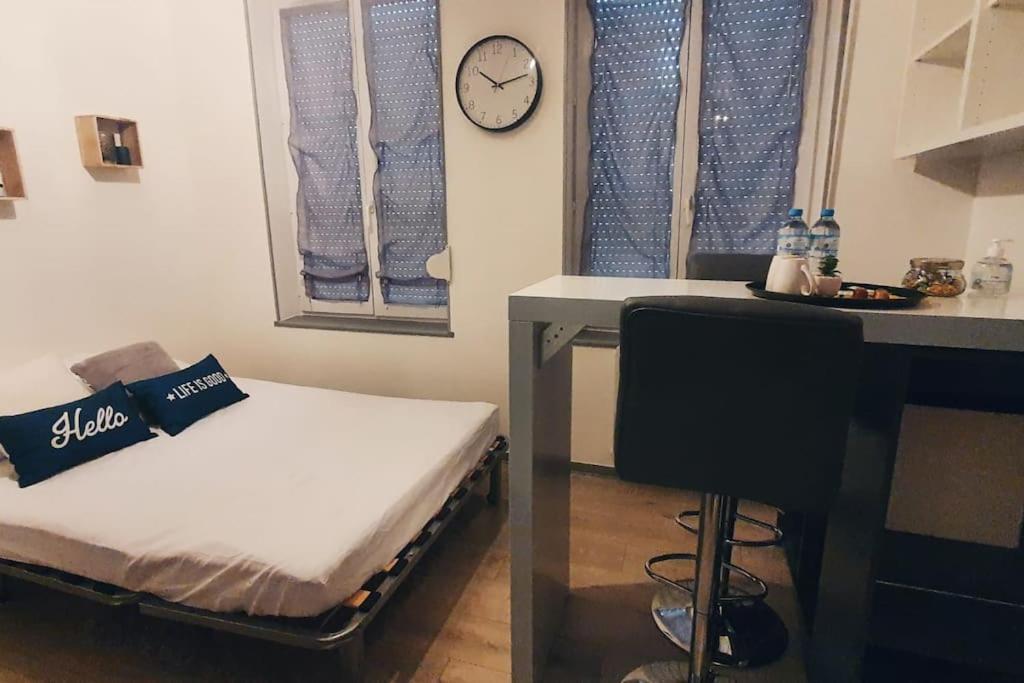 Super Studio Au Pied De La Cathedrale Apartment Амиен Екстериор снимка